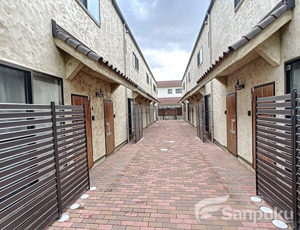 松山市のおすすめ賃貸物件ＰＲＩＭ　ＲＯＳＥ　はなみずきＢ棟